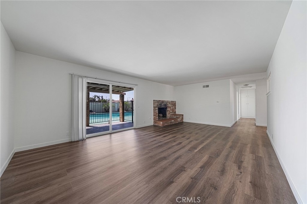 9628 Mariposa Avenue - Photo 8