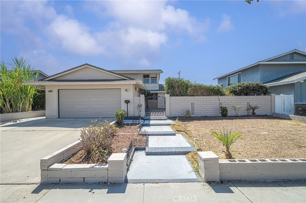 9628 Mariposa Avenue - Photo 0