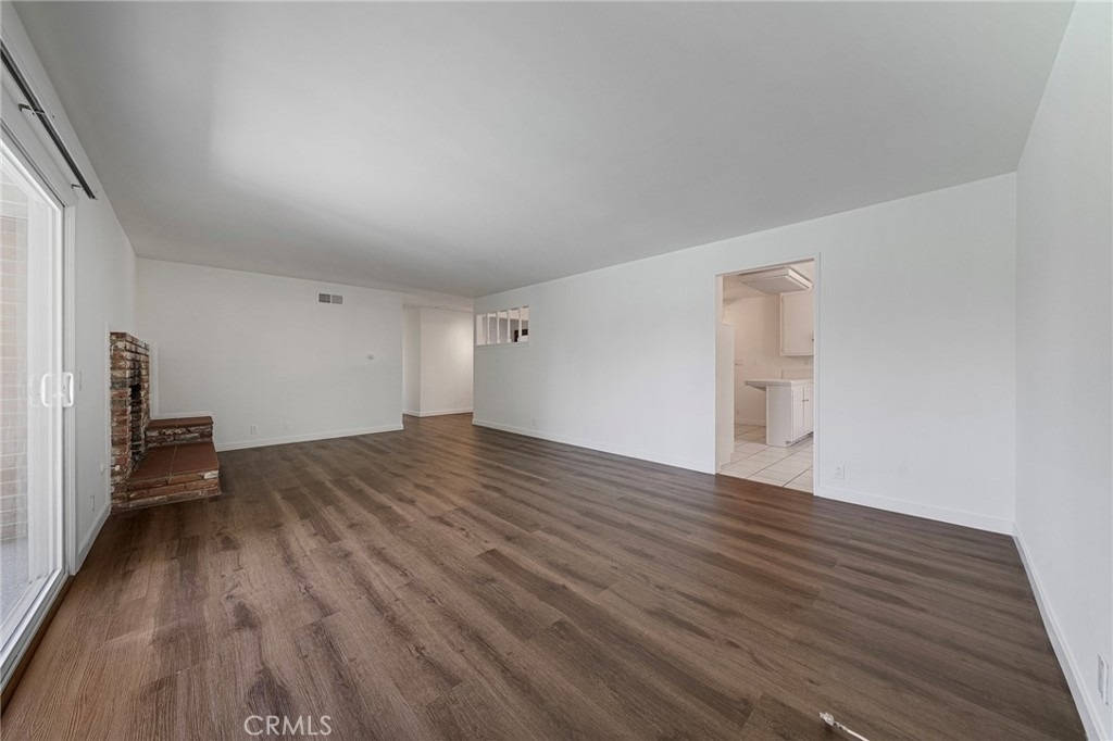 9628 Mariposa Avenue - Photo 7