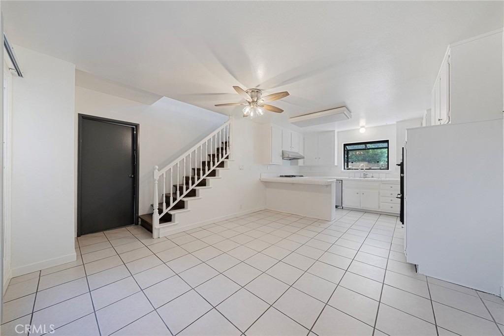 9628 Mariposa Avenue - Photo 9