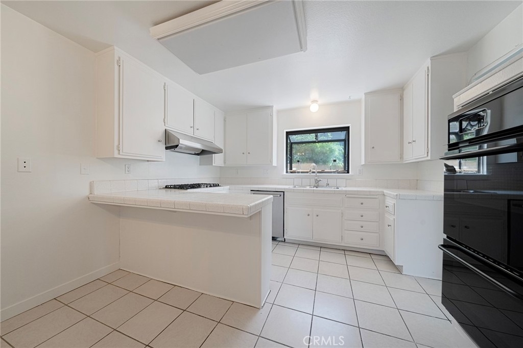 9628 Mariposa Avenue - Photo 10