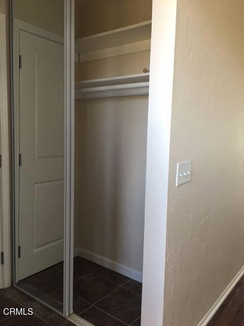 201 E Surfside Drive - Photo 7