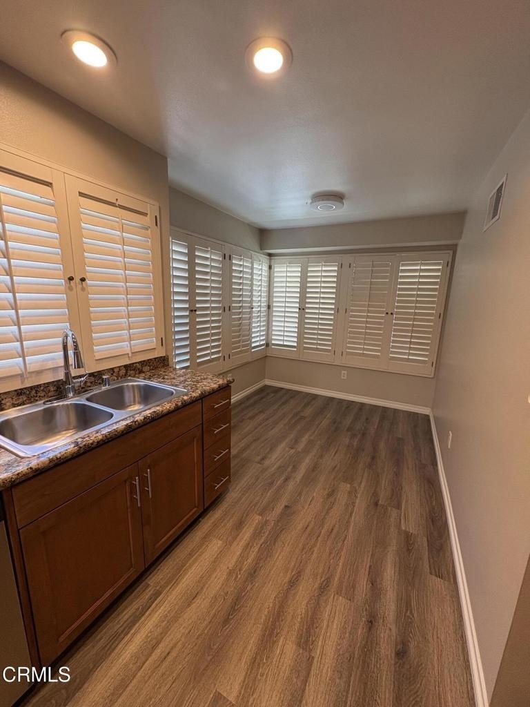 11235 Village 11 - Photo 6