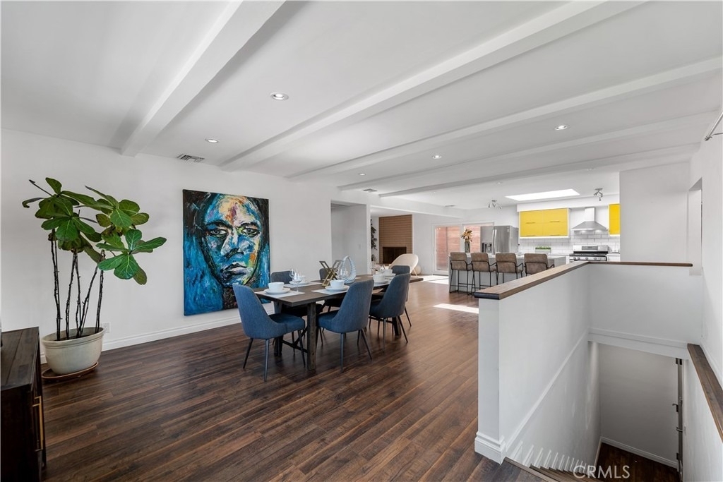 22540 Cass Avenue - Photo 13
