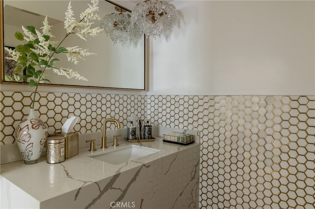 4637 Morella Avenue - Photo 14
