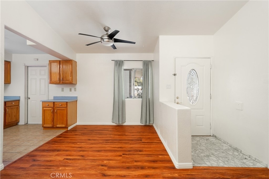1050 W Avenue J13 - Photo 2