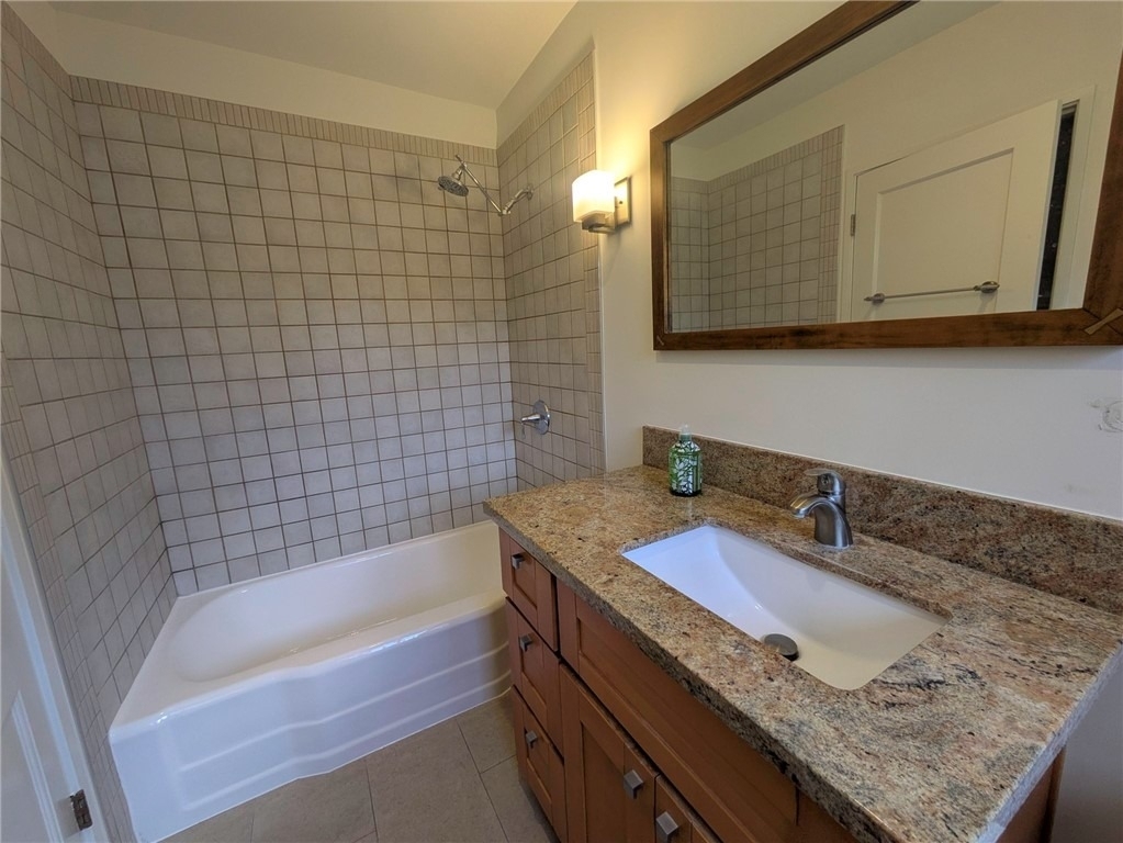 5326 1/2 Village Green - Photo 7