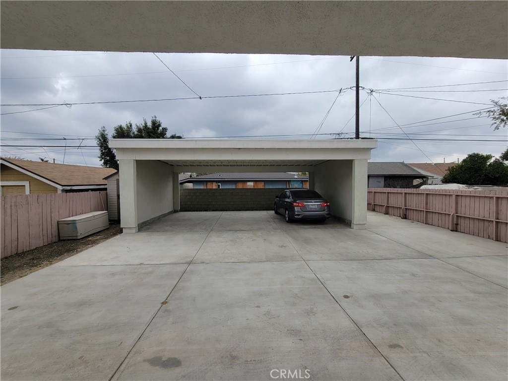 20612 Raymond Avenue - Photo 27