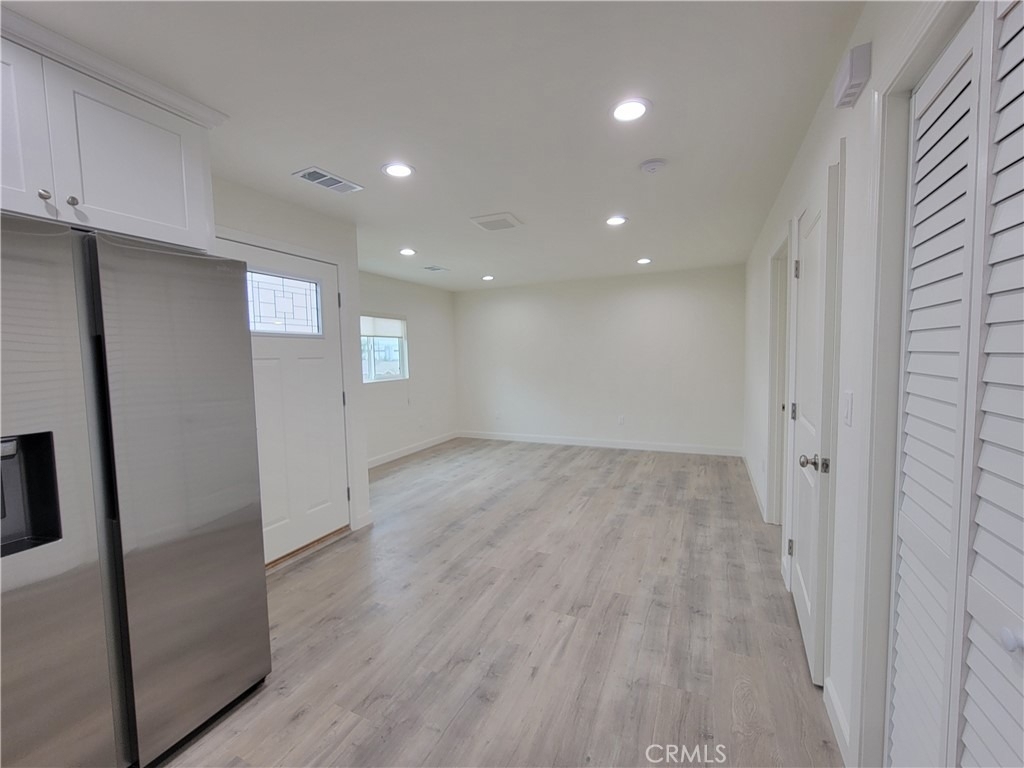 20612 Raymond Avenue - Photo 6