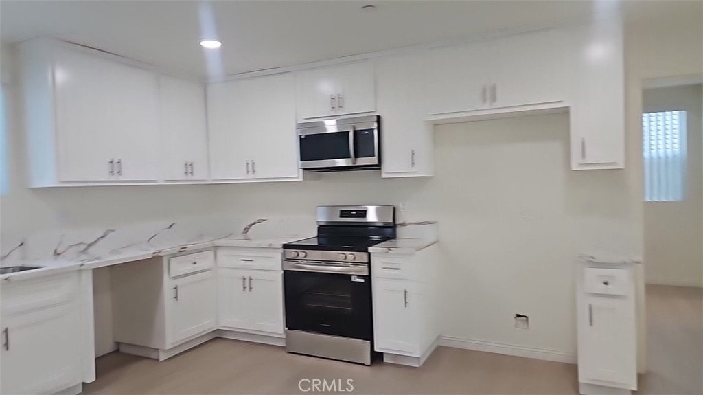 315 W 56th - Photo 12