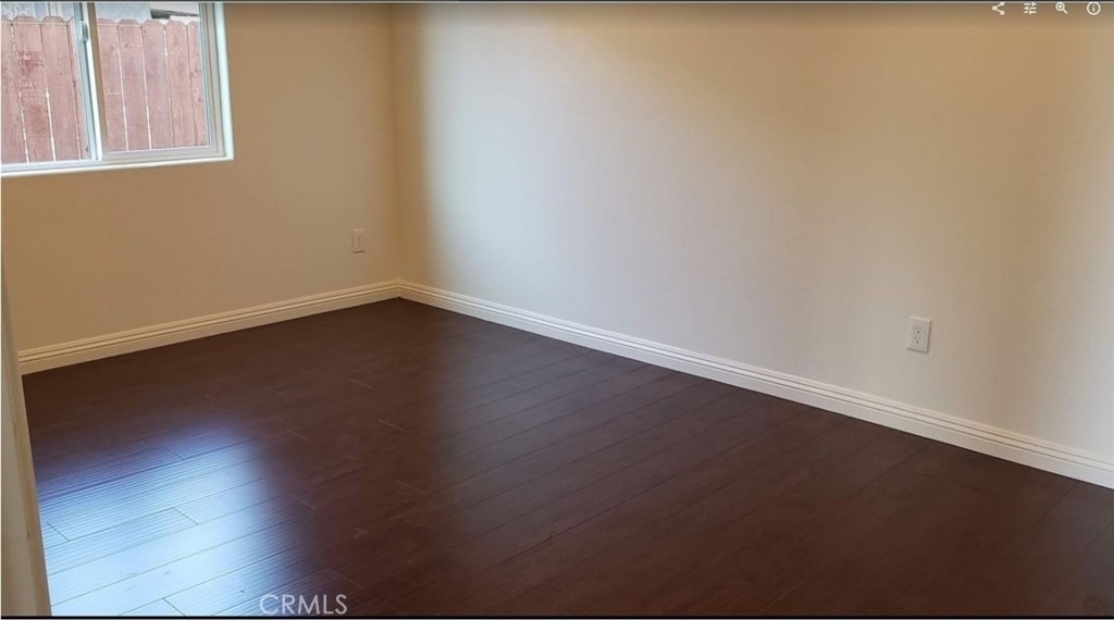 1627 E 88th - Photo 6