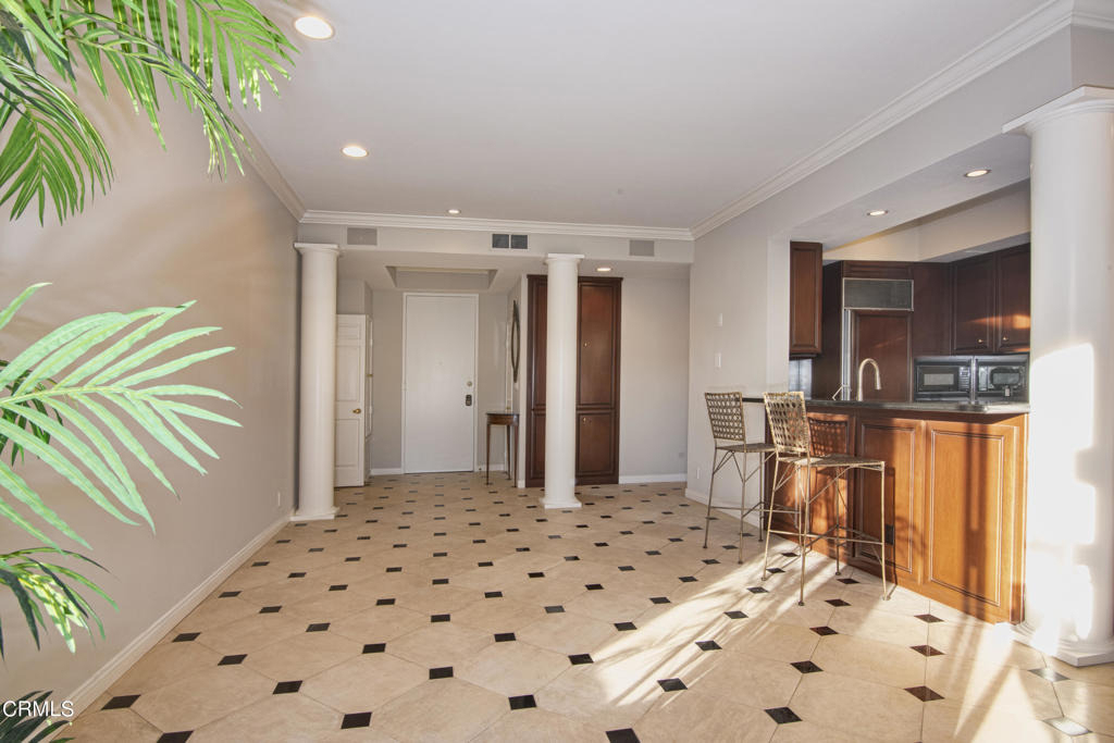 497 E California Boulevard - Photo 6