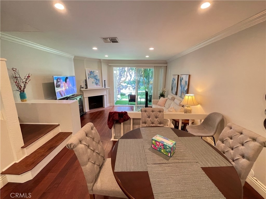 249 Pineview - Photo 1