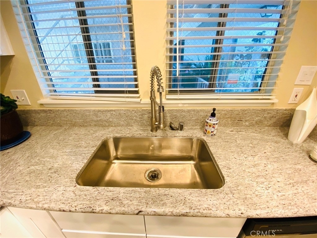 2316 Via Puerta - Photo 11