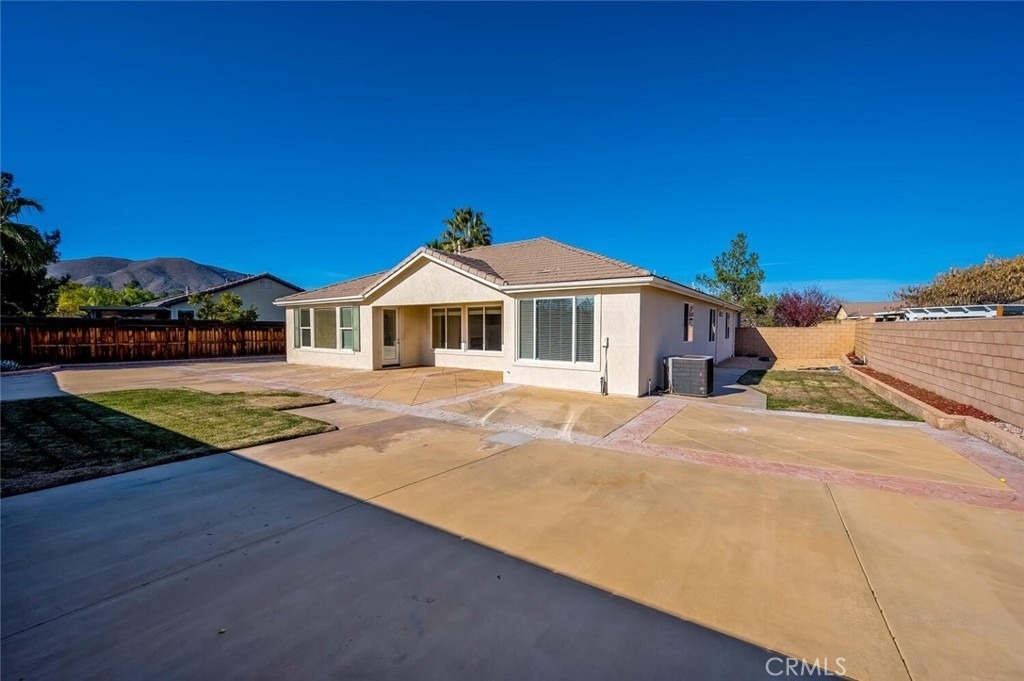 28365 Little Lake Court - Photo 29