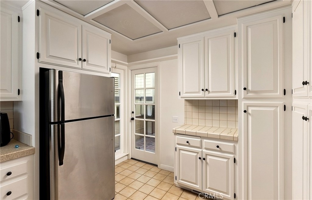 1214 E Balboa Boulevard - Photo 10