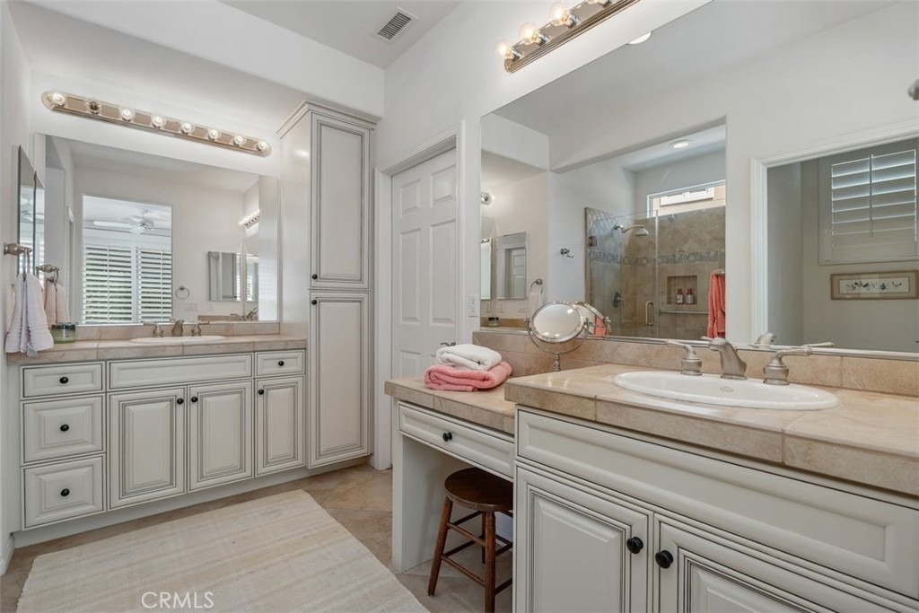 60585 Desert Rose Drive - Photo 18