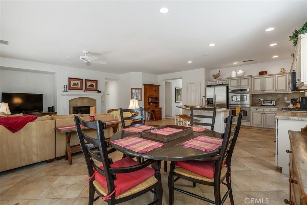 60585 Desert Rose Drive - Photo 12