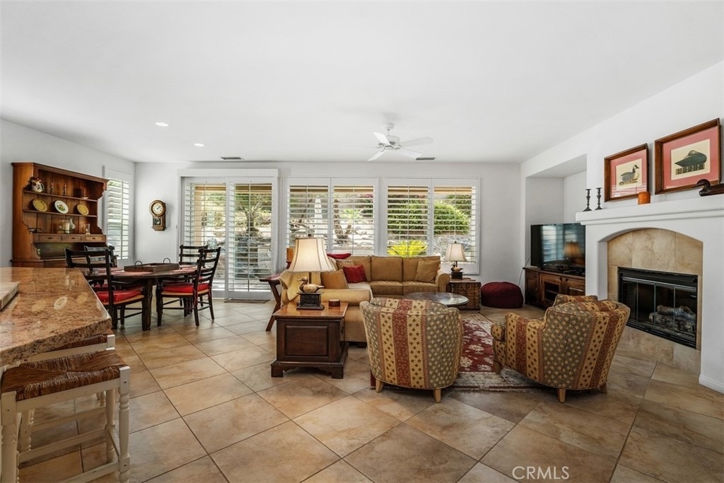 60585 Desert Rose Drive - Photo 9
