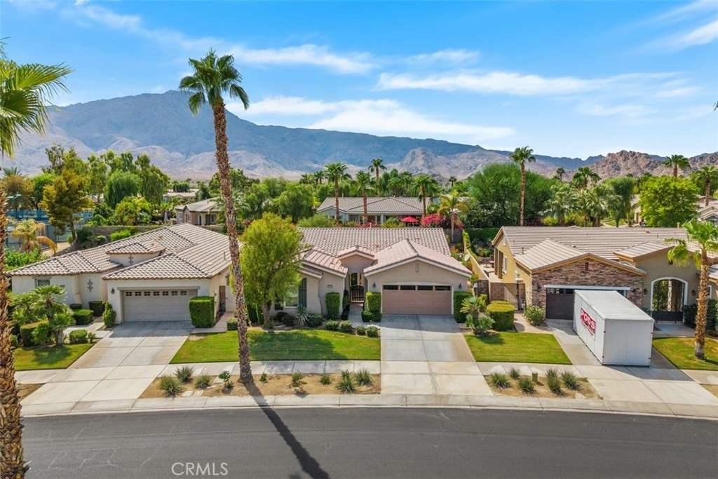 60585 Desert Rose Drive - Photo 31