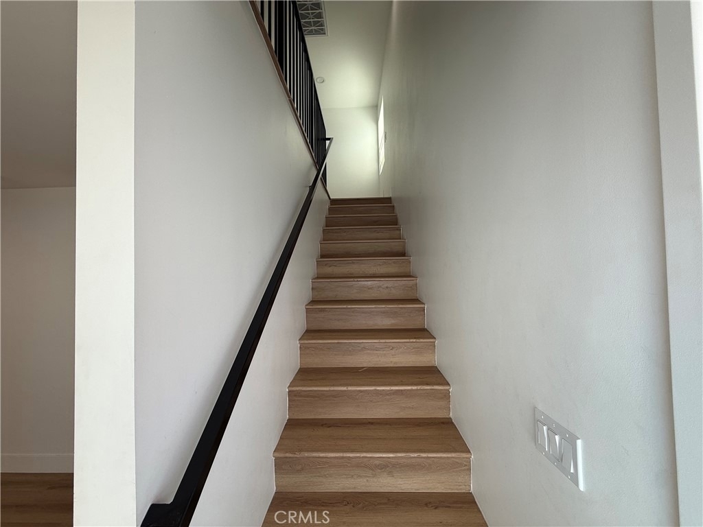 2808 Exposition Pl - Photo 2