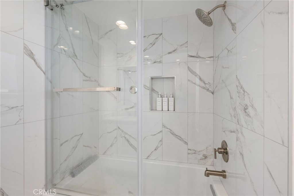 1045 Gaviota Drive - Photo 24