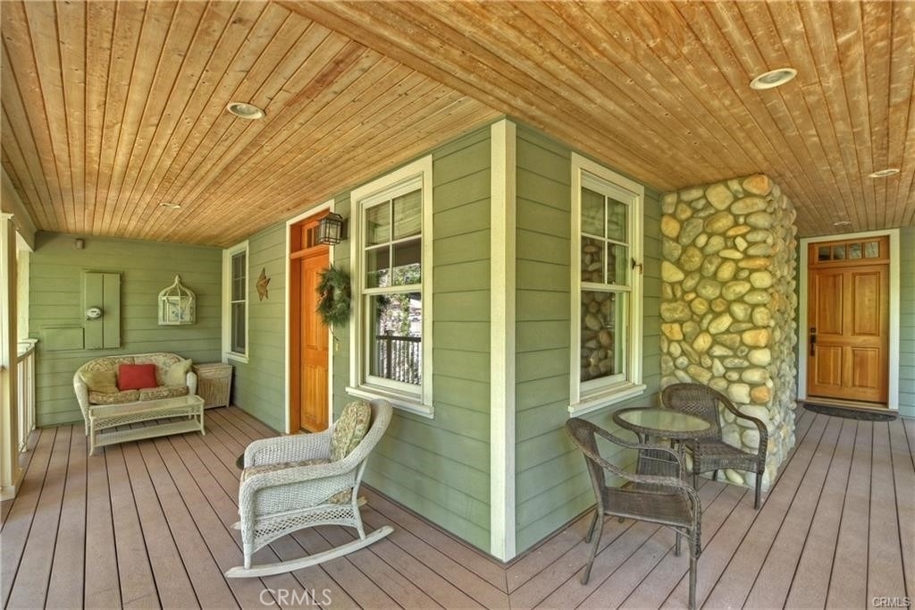 26548 Blackfoot E - Photo 1