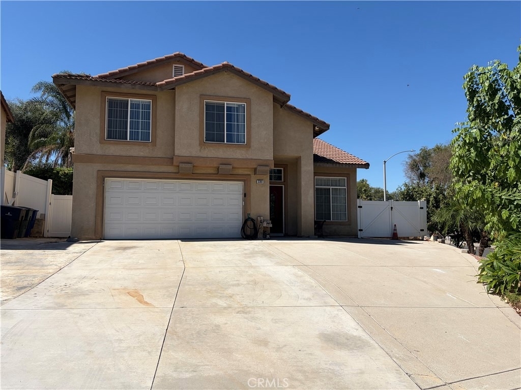 3390 Cambria Court - Photo 0