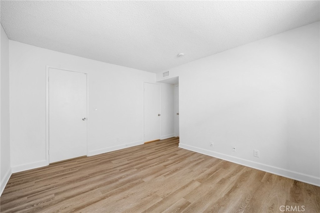 1142 Stanley Avenue - Photo 13