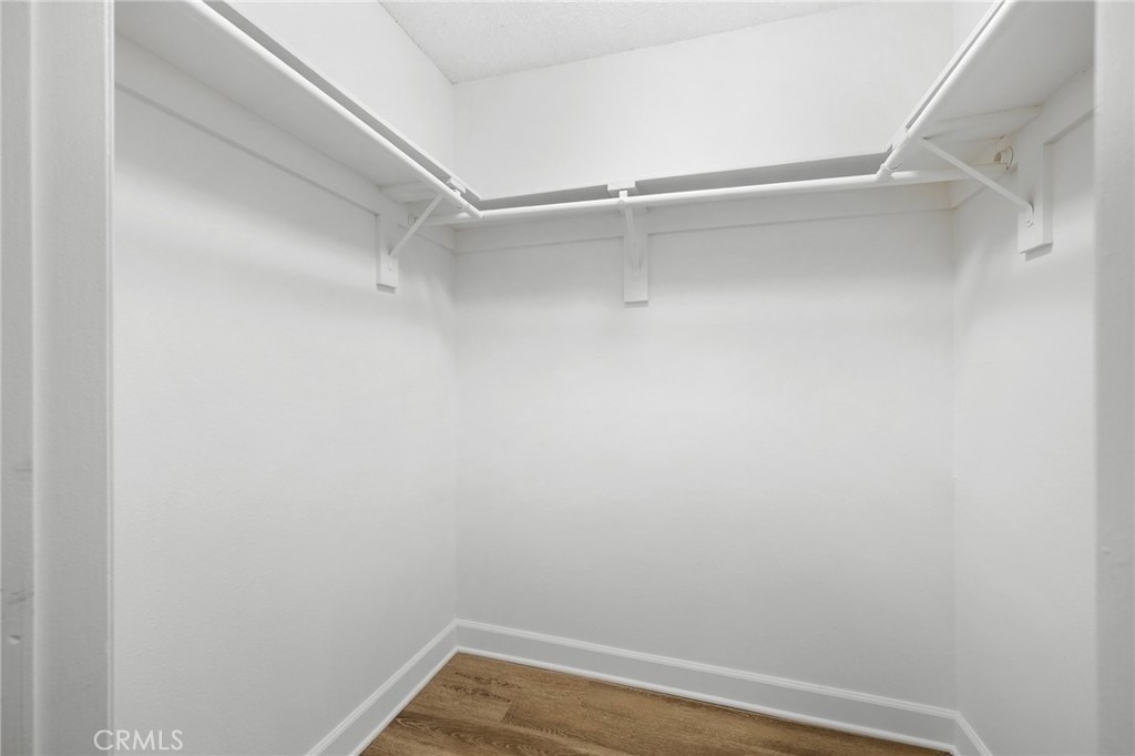 1142 Stanley Avenue - Photo 14