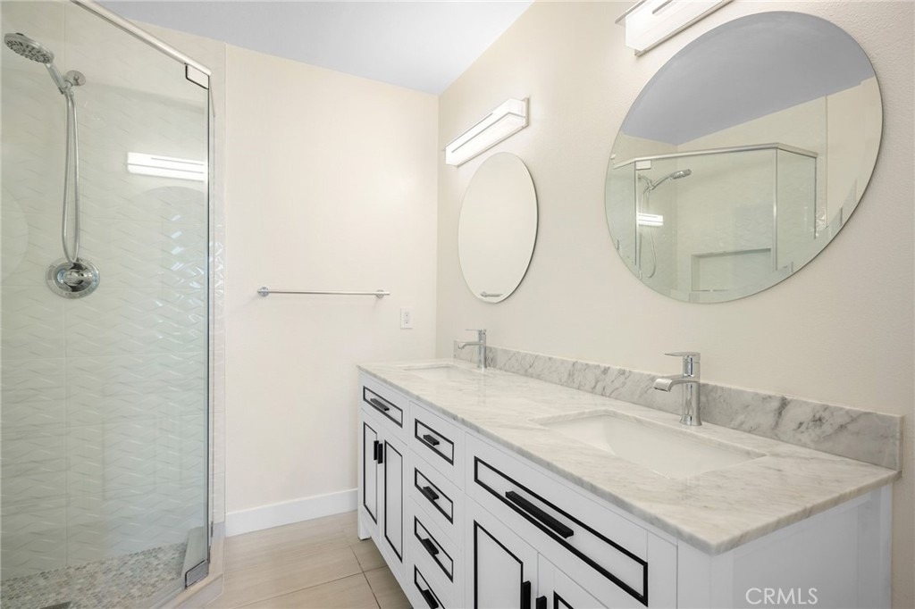 918 E Harvard Street - Photo 11