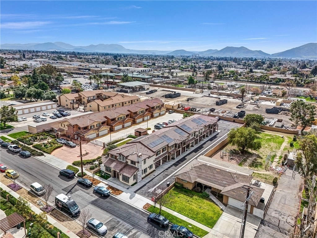 16385 Valencia Avenue - Photo 30