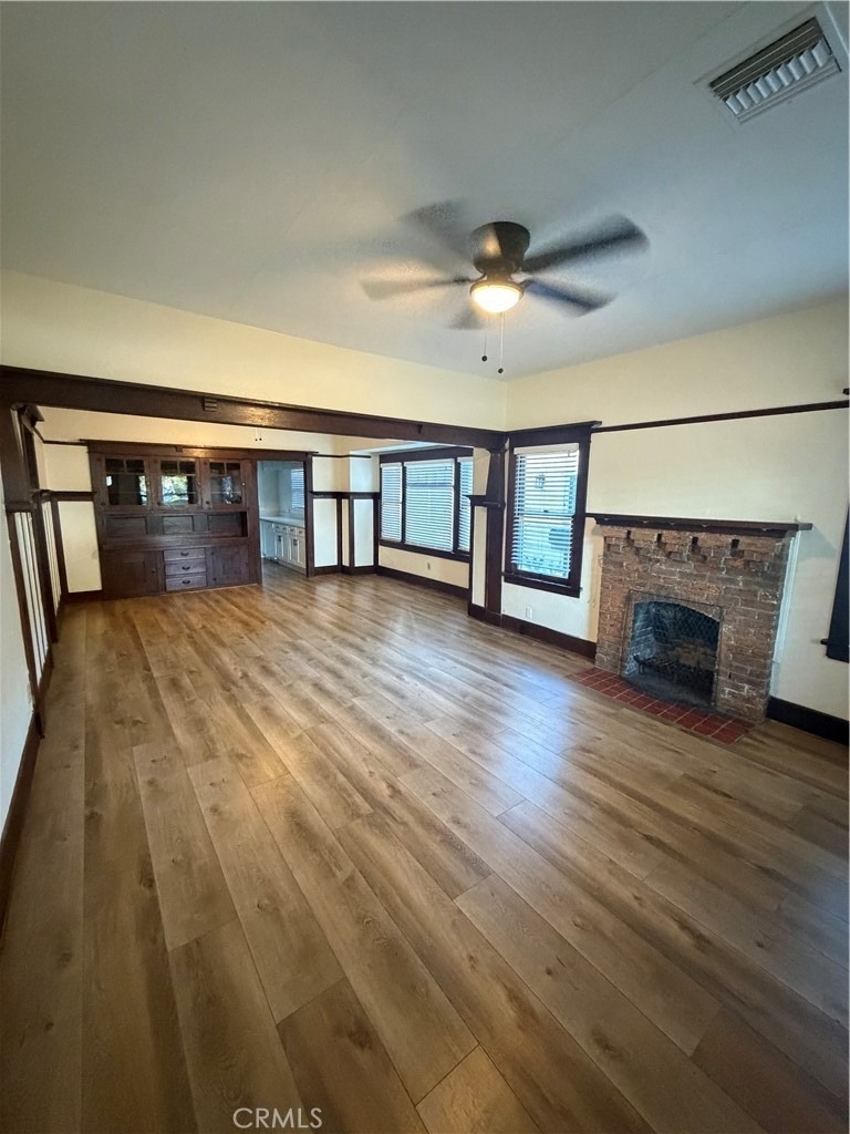 221 E Foothill - Photo 2