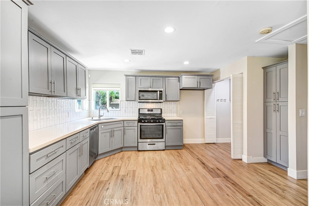 1913 N Vallejo Way - Photo 10