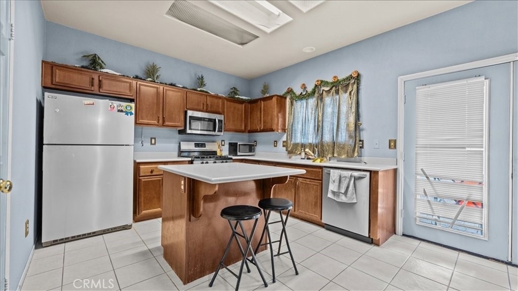 13541 Princeton - Photo 6