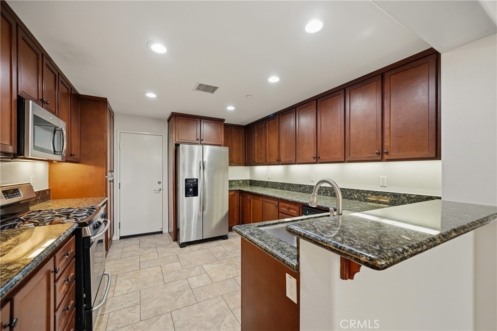 12422 Benton Drive - Photo 9