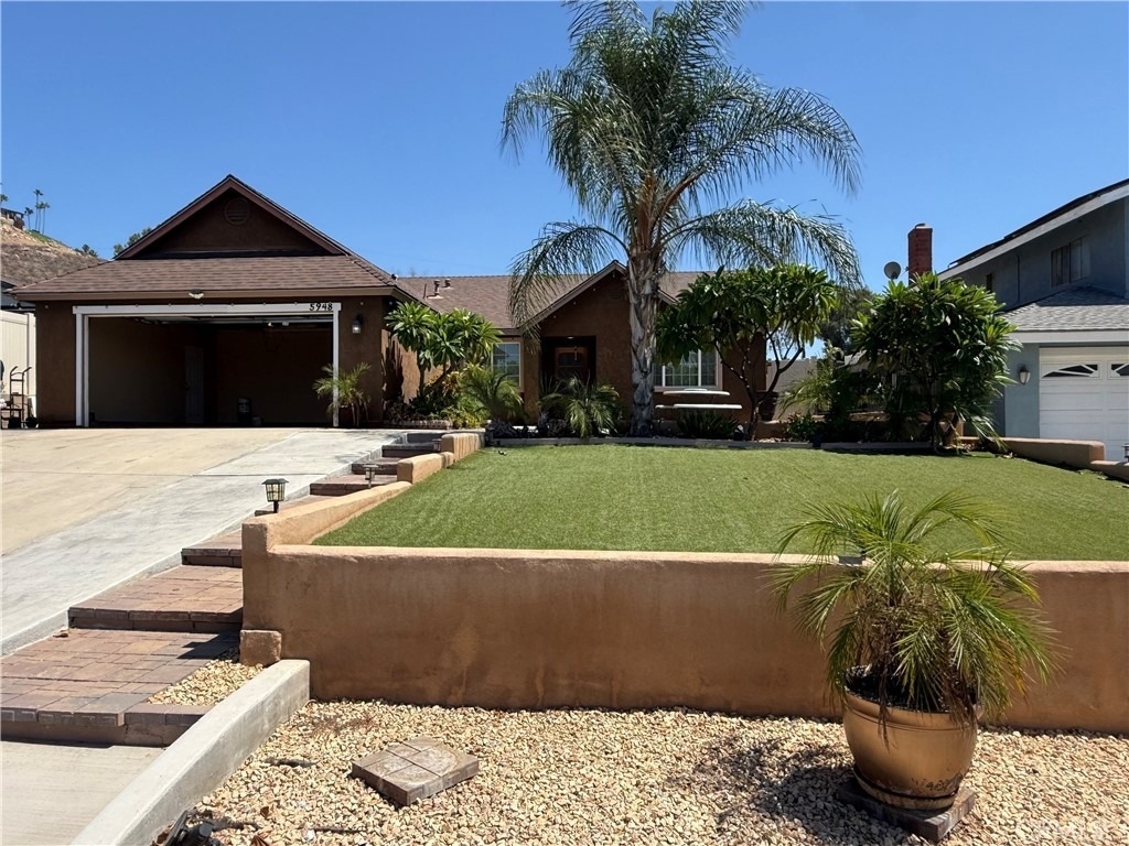 5948 Quiroz - Photo 0