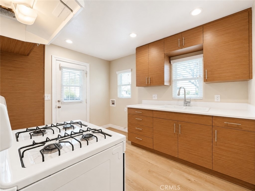 440 E Puente Street - Photo 4
