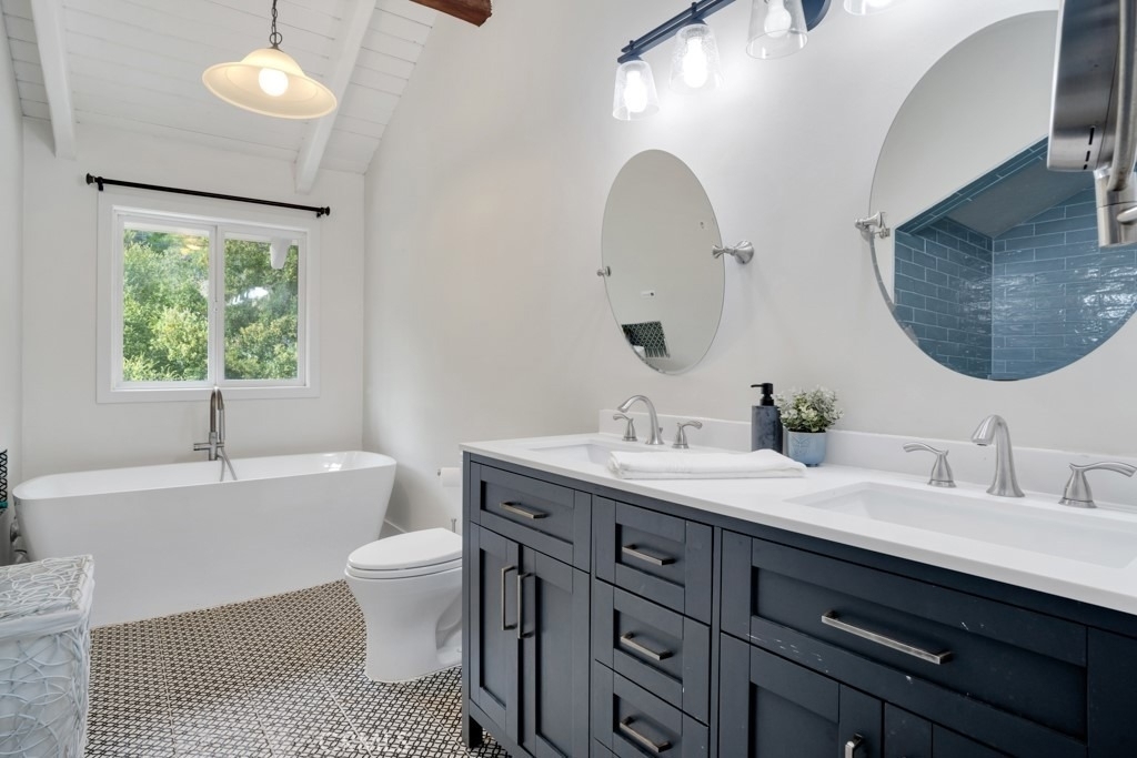 850 Country Club Drive - Photo 32
