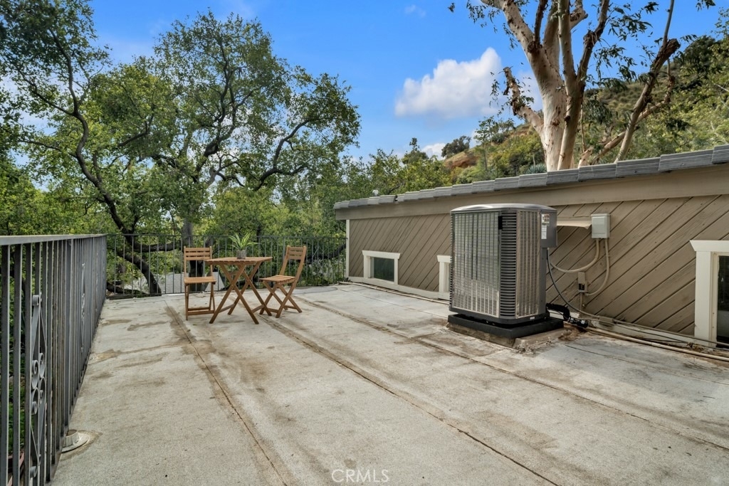 850 Country Club Drive - Photo 37