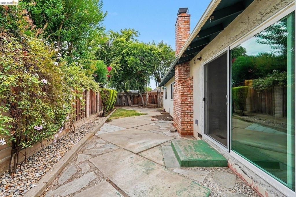1359 Anza - Photo 1