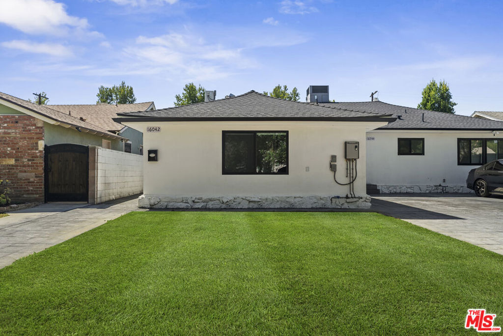 16042 Knapp Street - Photo 14