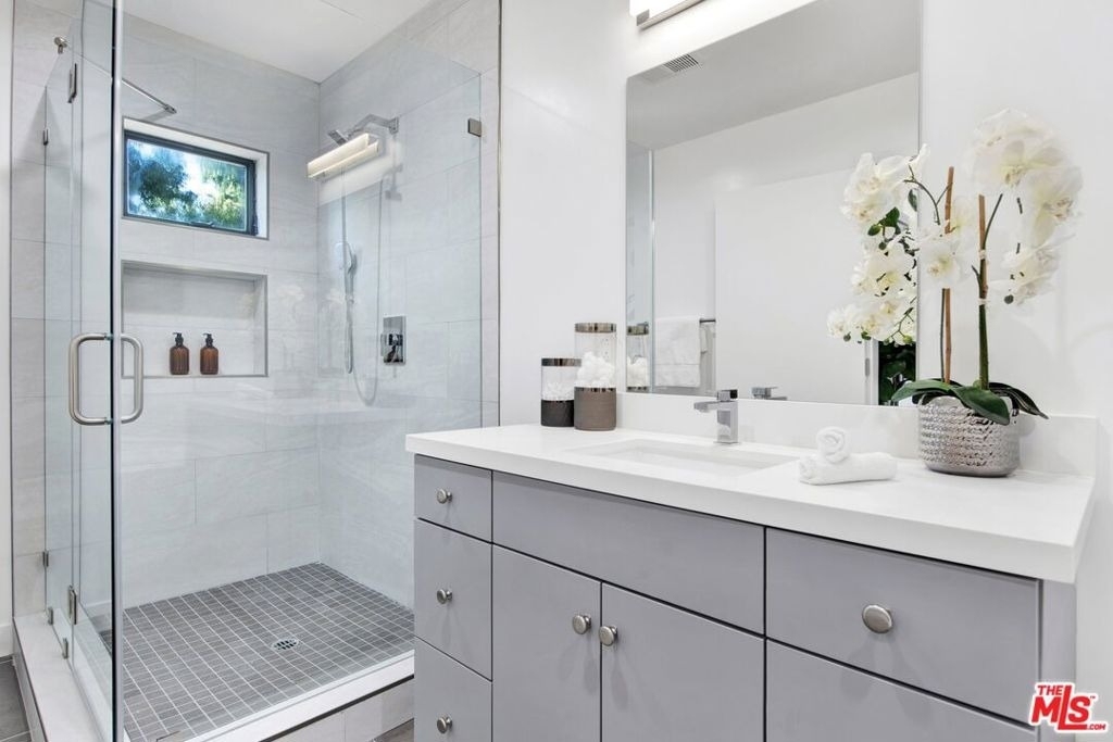 1458 Butler Avenue - Photo 14