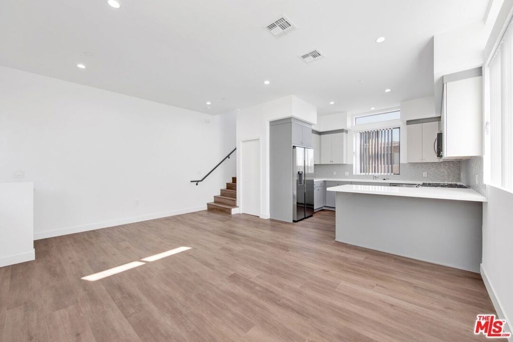 1458 Butler Avenue - Photo 18