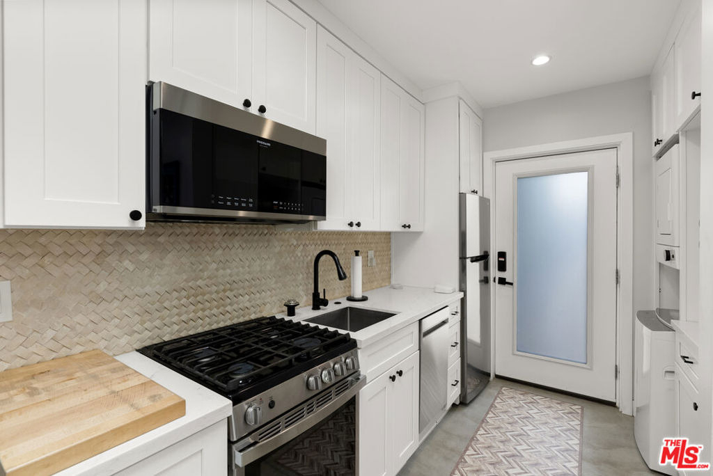 8102 Stewart Avenue - Photo 1