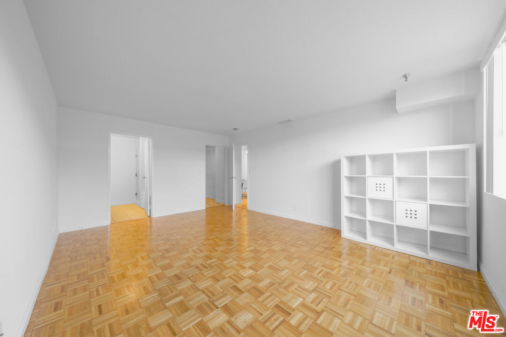 1601 N Fuller Avenue - Photo 24