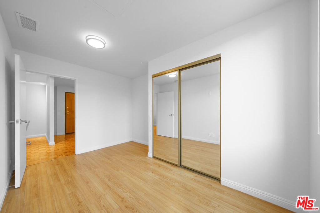 1601 N Fuller Avenue - Photo 16