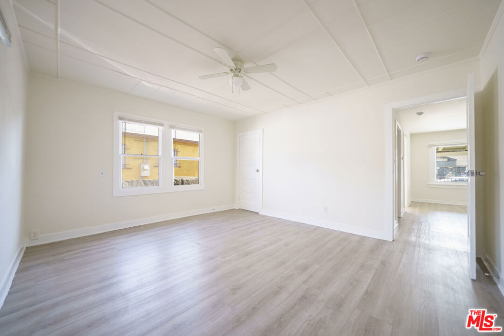 229 E 85th Street - Photo 12