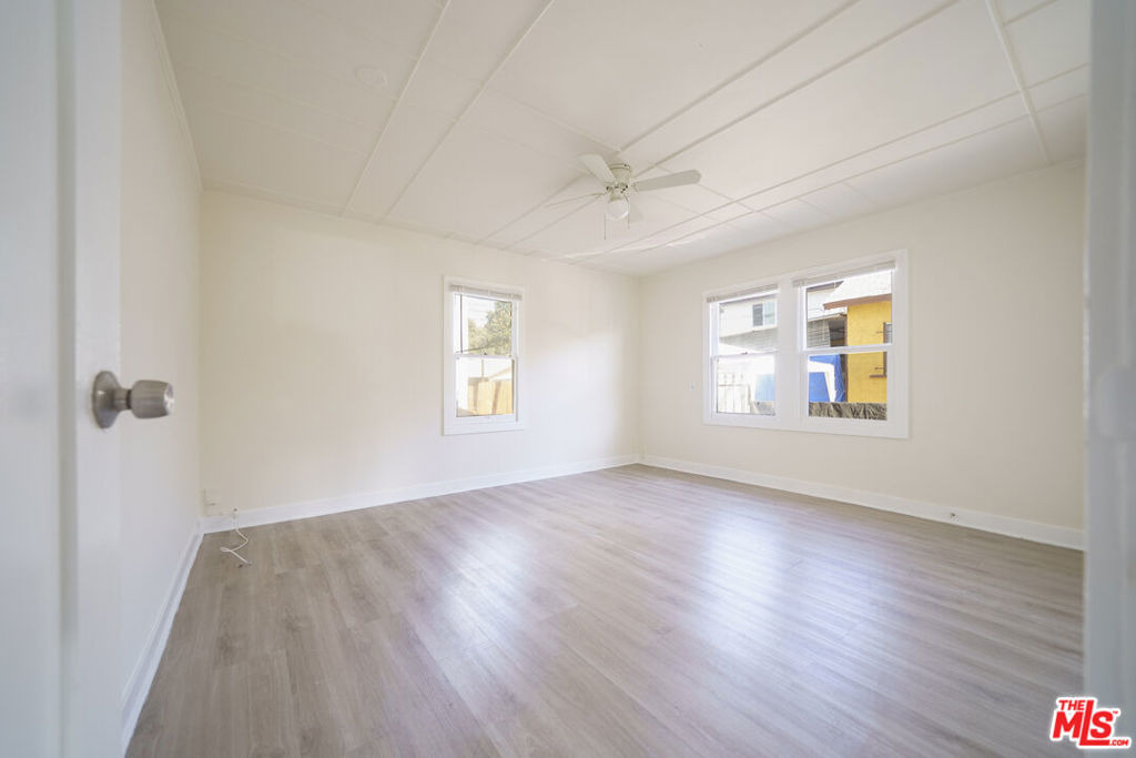 229 E 85th Street - Photo 11