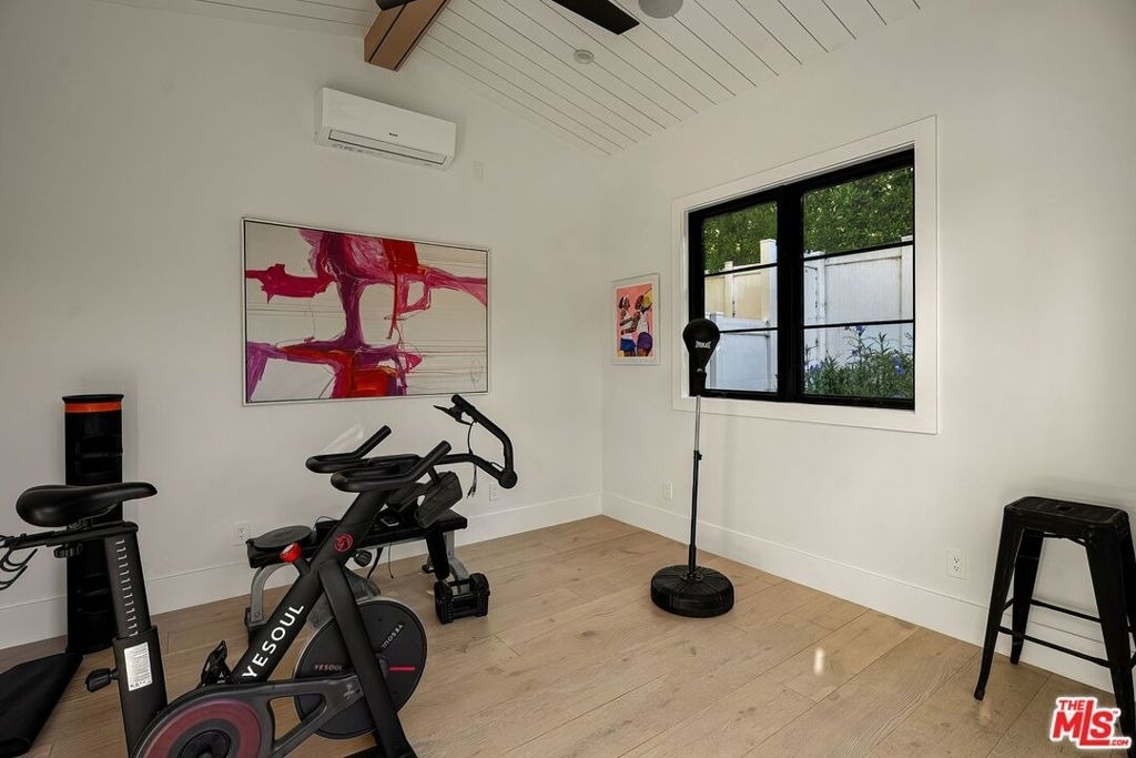 5124 Calvin Avenue - Photo 32